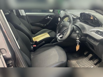 Used Peugeot 208 2019 for sale - 78823108: Photo