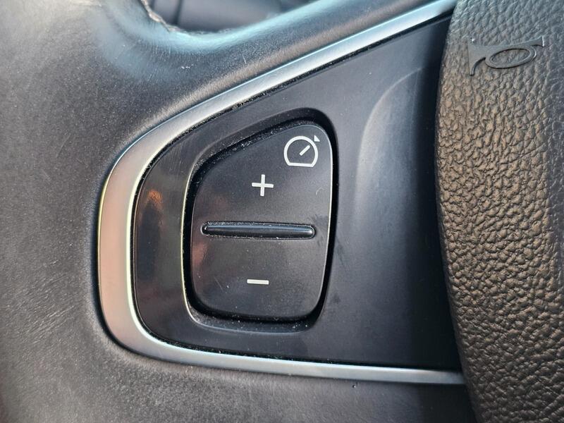 Used Renault Clio 2016 for sale - 76671357: Photo 18