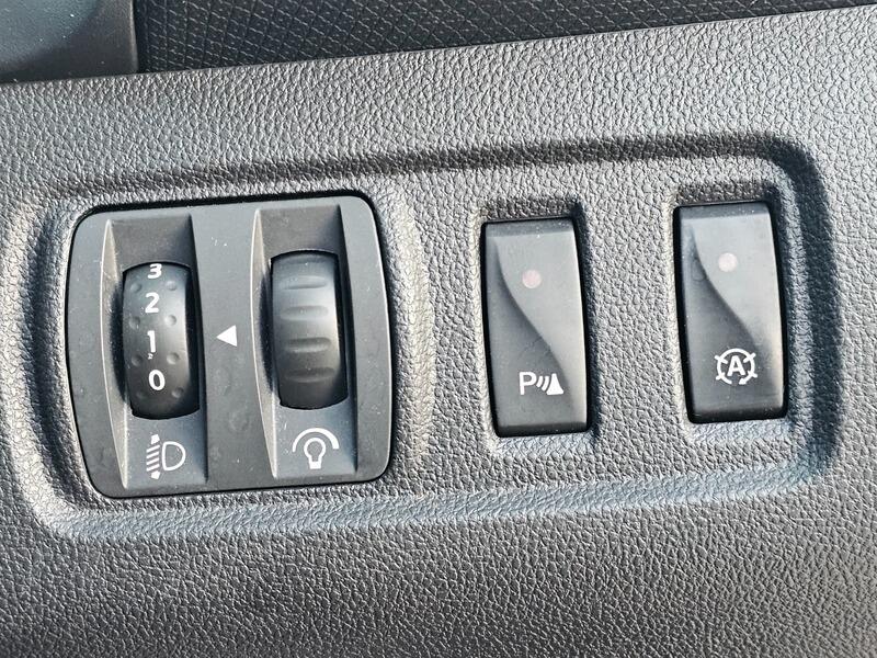 Used Renault Clio 2016 for sale - 76671357: Photo 24