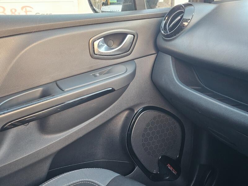 Used Renault Clio 2016 for sale - 76671357: Photo 31