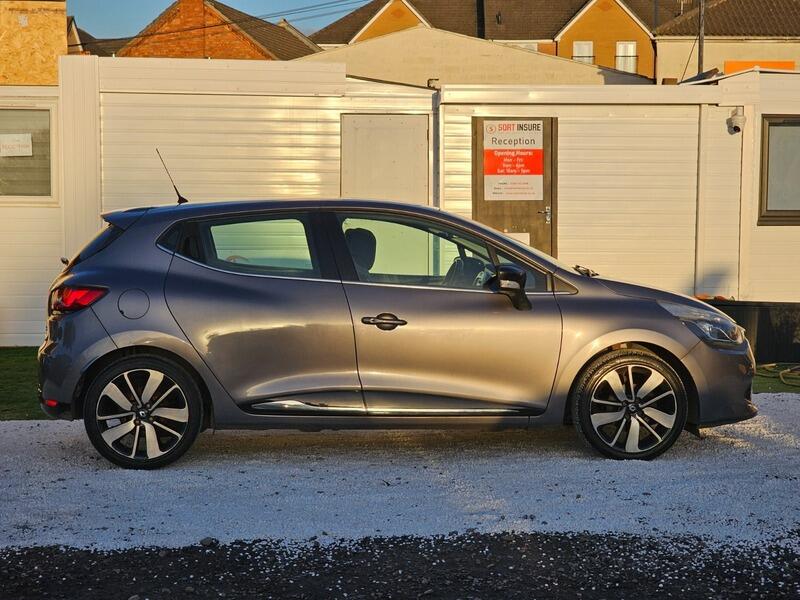 Used Renault Clio 2016 for sale - 76671357: Photo 9