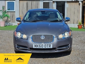 Used Jaguar XF 2010 for sale - 75539730: Photo