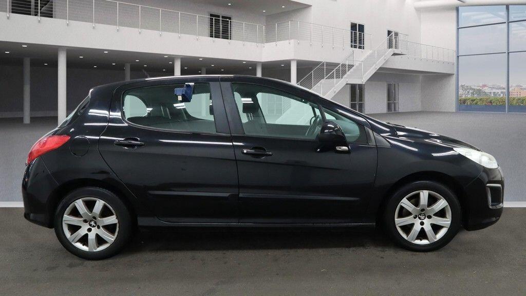Used Peugeot 308 2012 for sale - 77898365: Photo 7