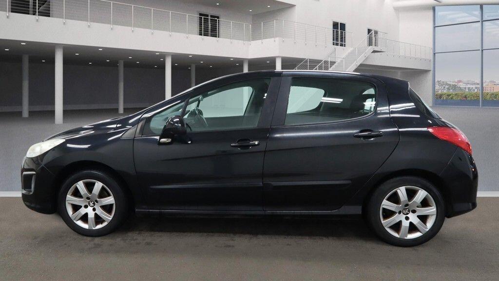 Used Peugeot 308 2012 for sale - 77898365: Photo 8