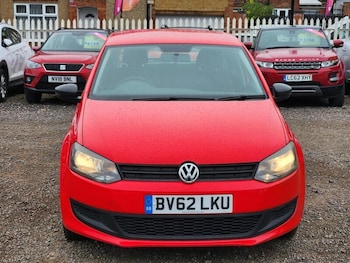 Used Volkswagen Polo 2012 for sale - 76259923: Photo