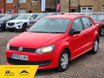 Used Volkswagen Polo 2012 for sale - 76259923: Photo