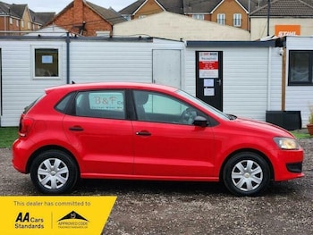 Used Volkswagen Polo 2012 for sale - 76259923: Photo