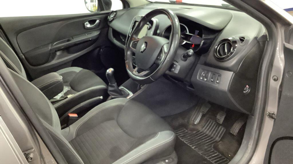 Used Renault Clio 2016 for sale - 77455694: Photo 4