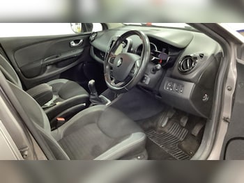 Used Renault Clio 2016 for sale - 77455694: Photo