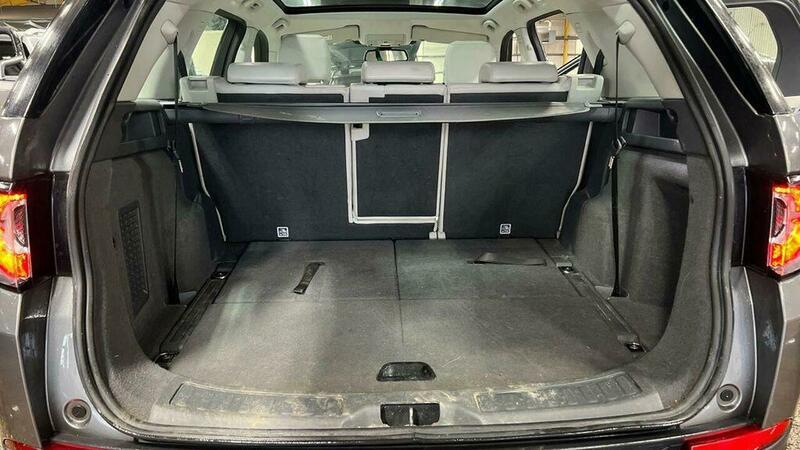 Used Land Rover Discovery Sport 2016 for sale - 76573247: Photo 11