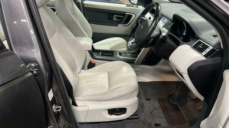 Used Land Rover Discovery Sport 2016 for sale - 76573247: Photo 6