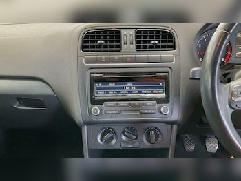 Used Volkswagen Polo 2013 for sale - 79324358: Photo