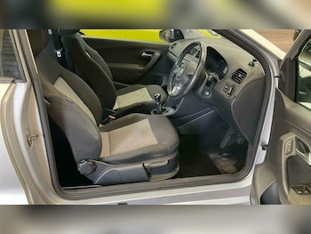 Used Volkswagen Polo 2013 for sale - 79324358: Photo