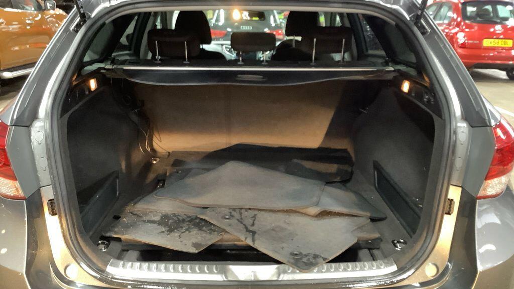 Used Hyundai i40 2017 for sale - 77040749: Photo 9