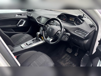 Used Peugeot 308 2017 for sale - 77345578: Photo