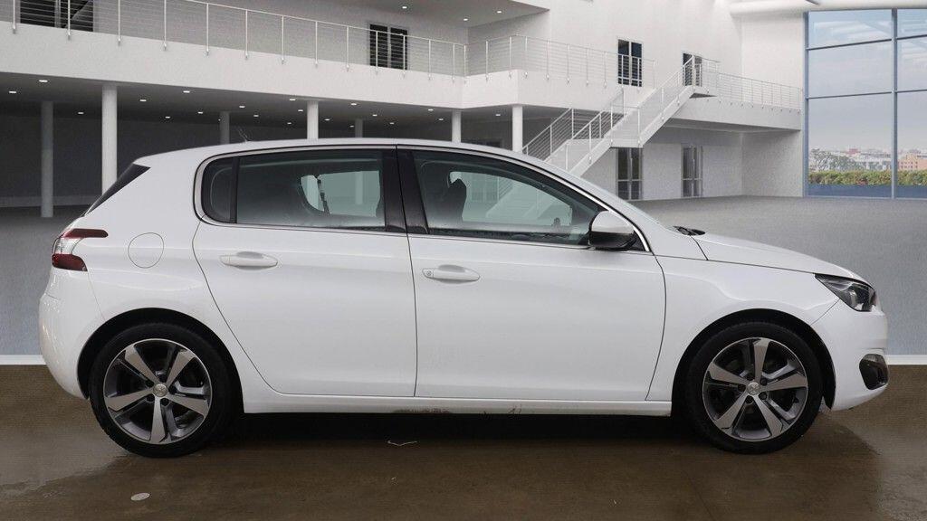 Used Peugeot 308 2017 for sale - 77345578: Photo 7
