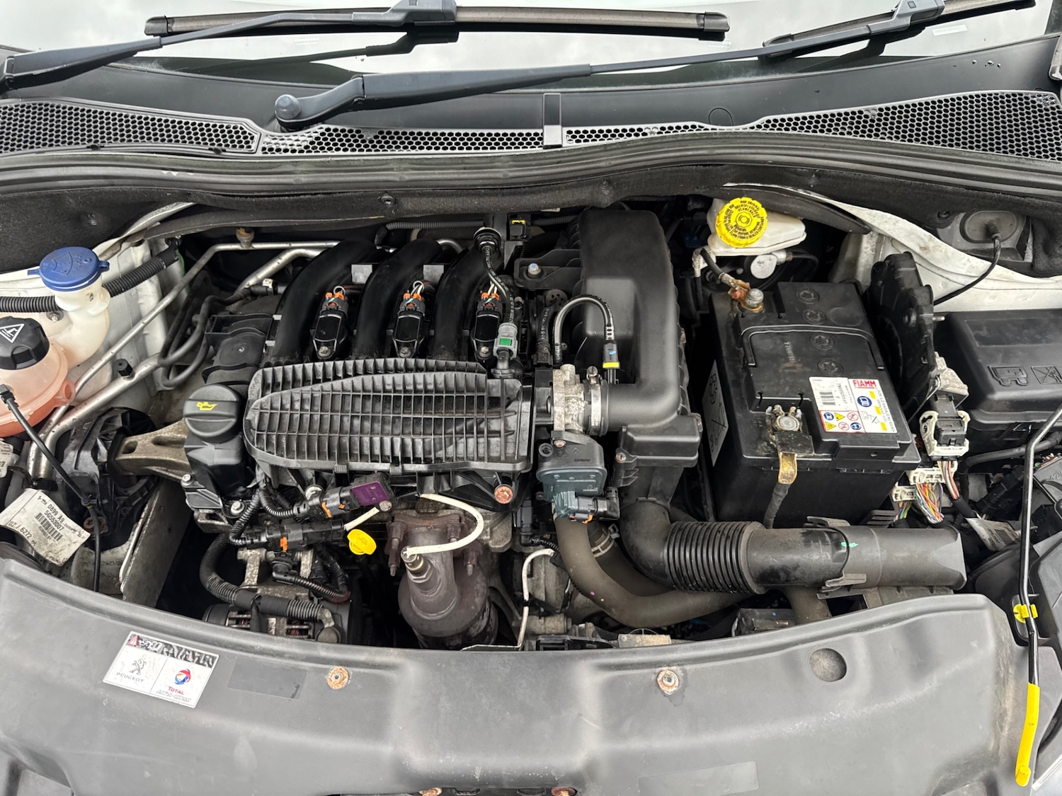 Used Peugeot 208 2015 for sale - 76488466: Photo 22