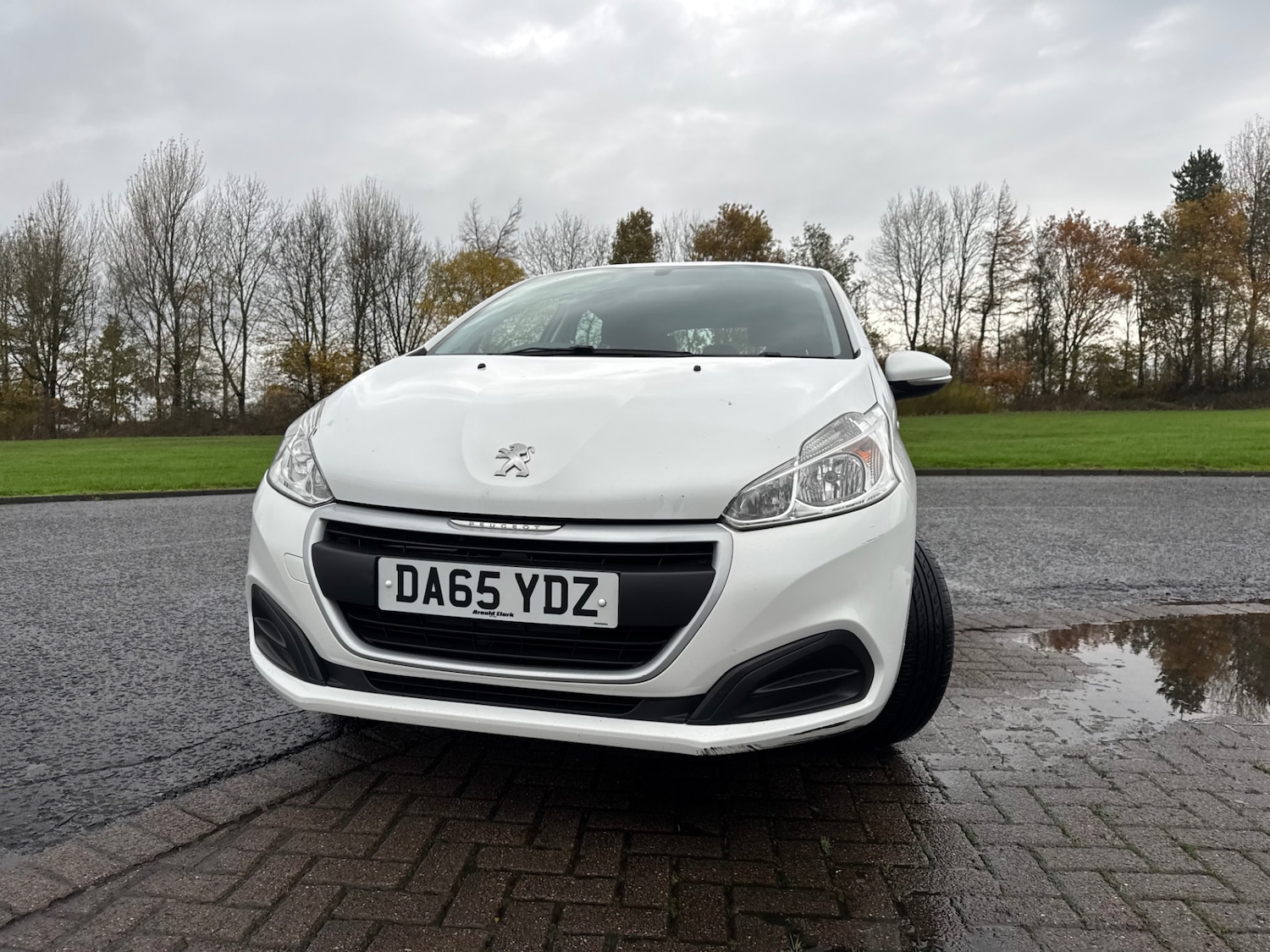 Used Peugeot 208 2015 for sale - 76488466: Photo 6