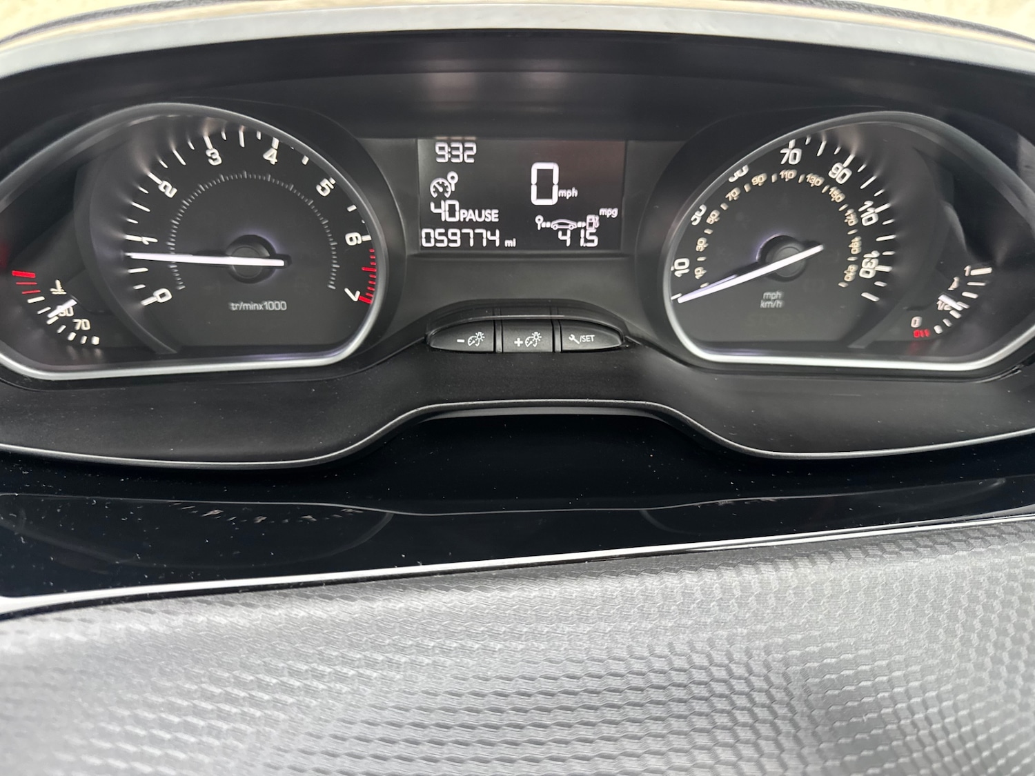 Used Peugeot 208 2015 for sale - 76488466: Photo 8