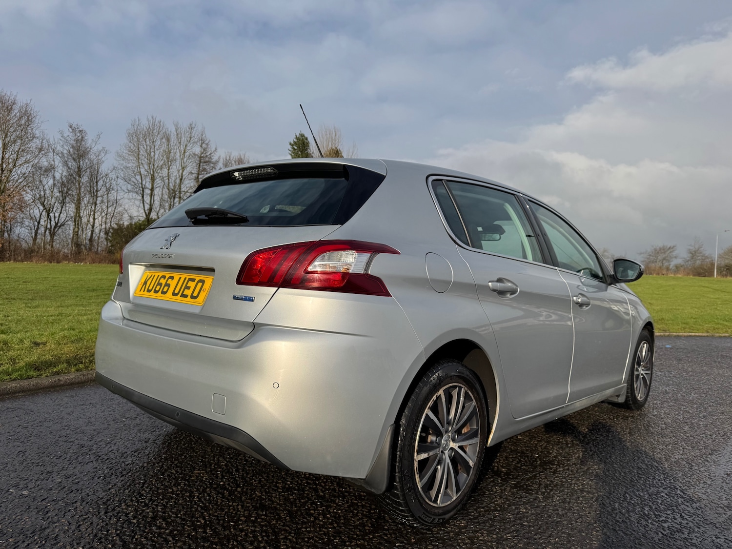 Used Peugeot 308 2016 for sale - 77311395: Photo 2