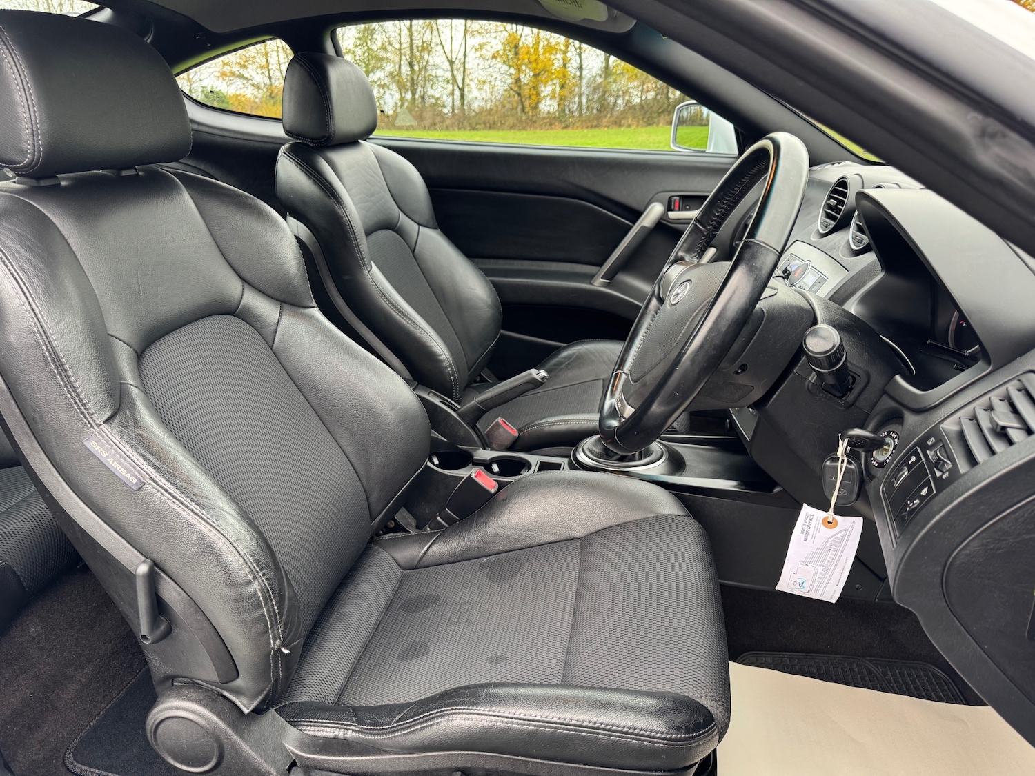 Used Hyundai Coupe 2009 for sale - 76466110: Photo 9