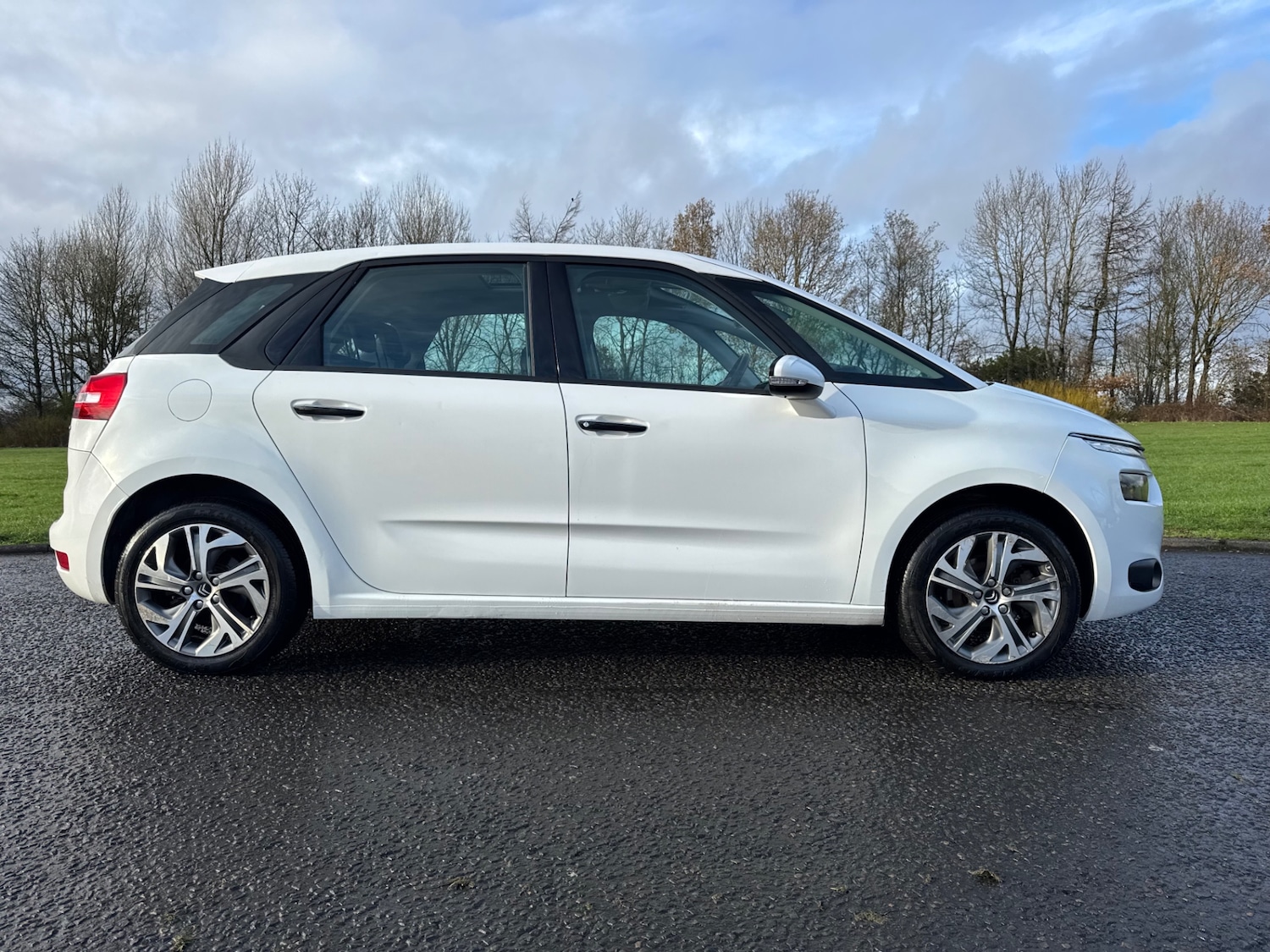Used Citroen C4 Picasso 2016 for sale - 76663705: Photo 3