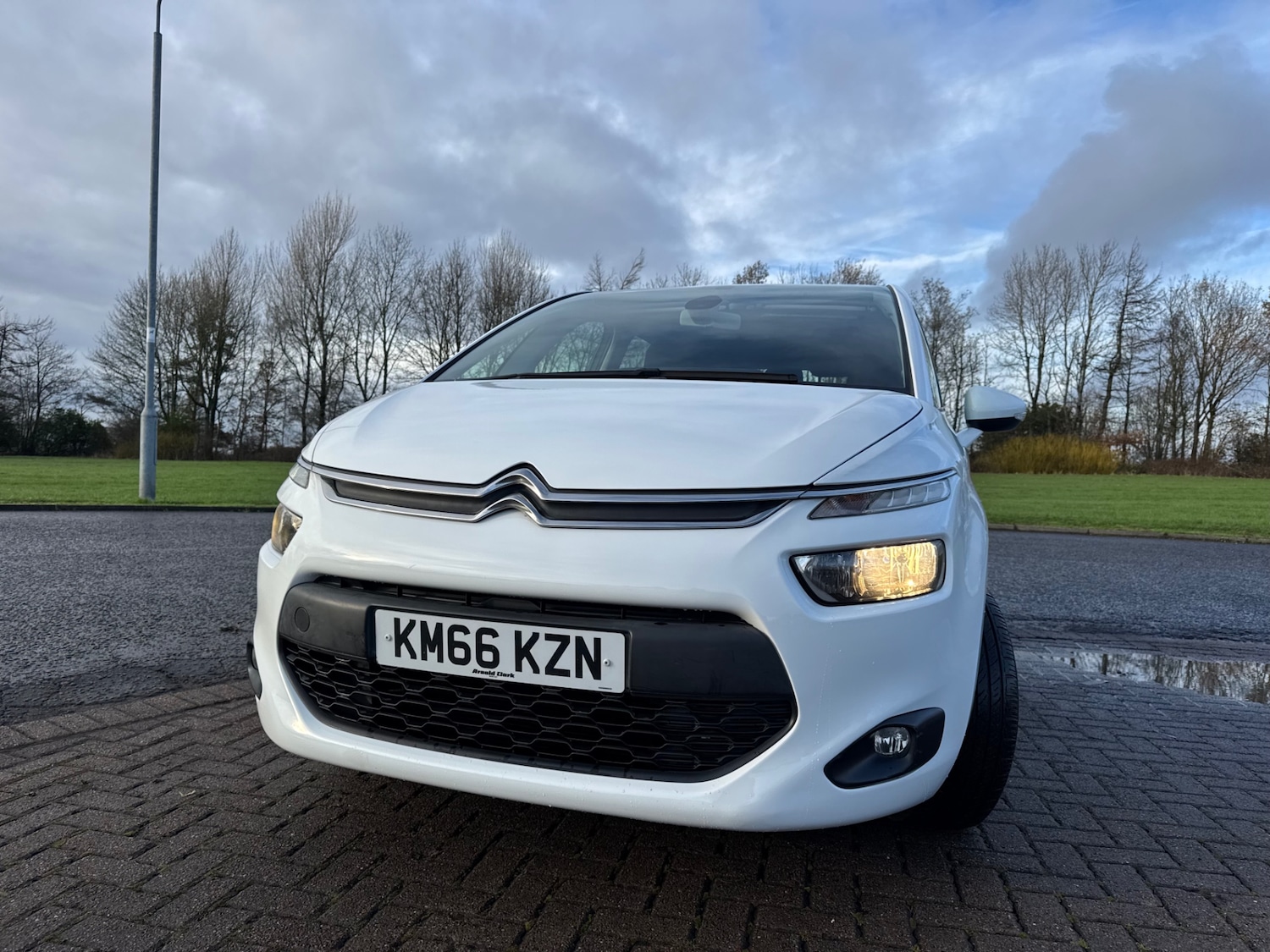 Used Citroen C4 Picasso 2016 for sale - 76663705: Photo 5