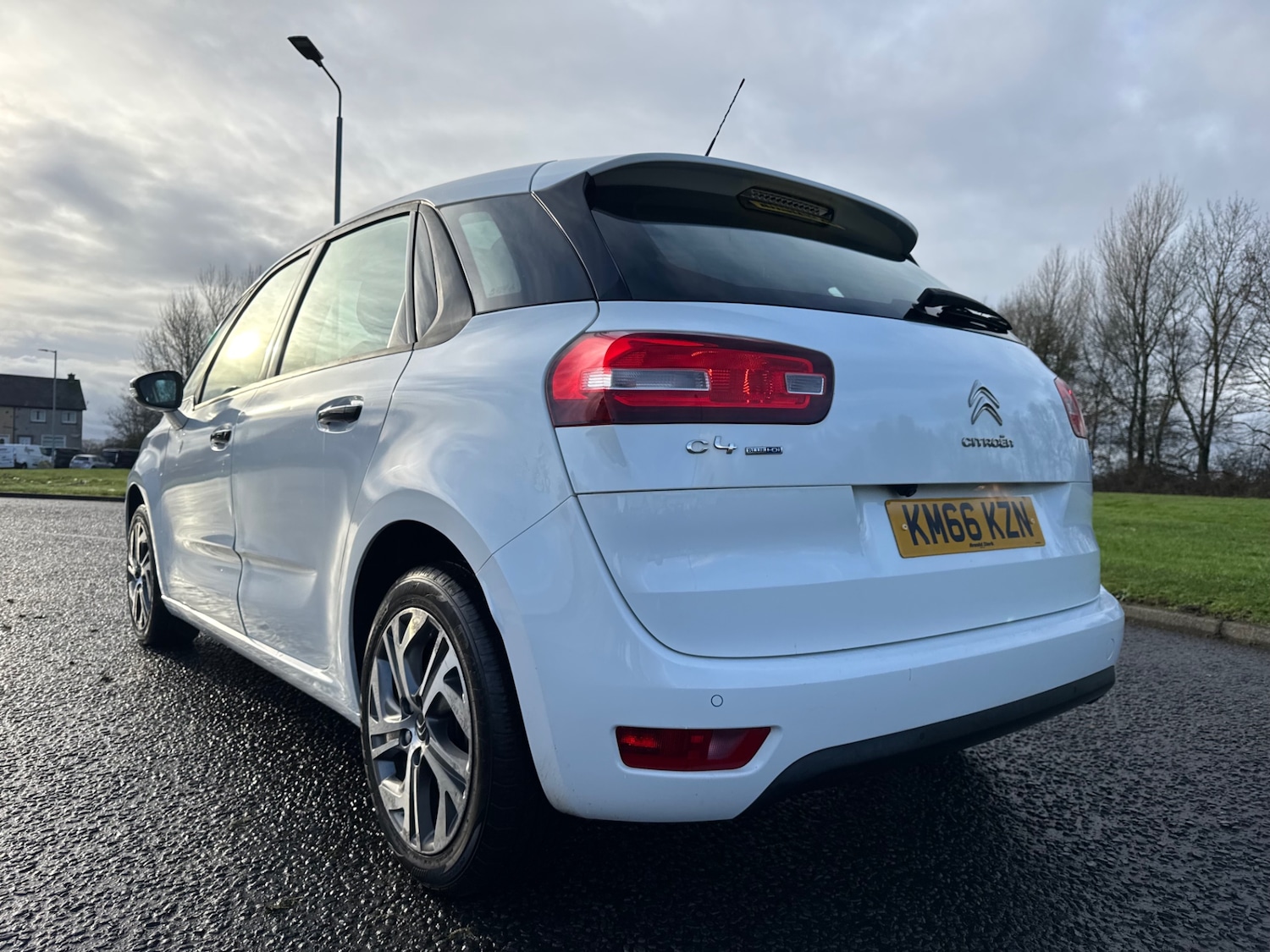 Used Citroen C4 Picasso 2016 for sale - 76663705: Photo 6