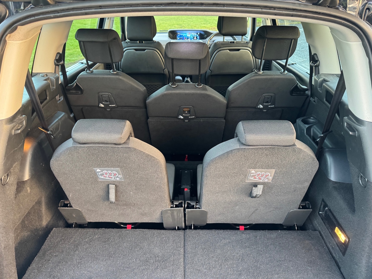 Used Citroen C4 Grand Picasso 2014 for sale - 76776376: Photo 26