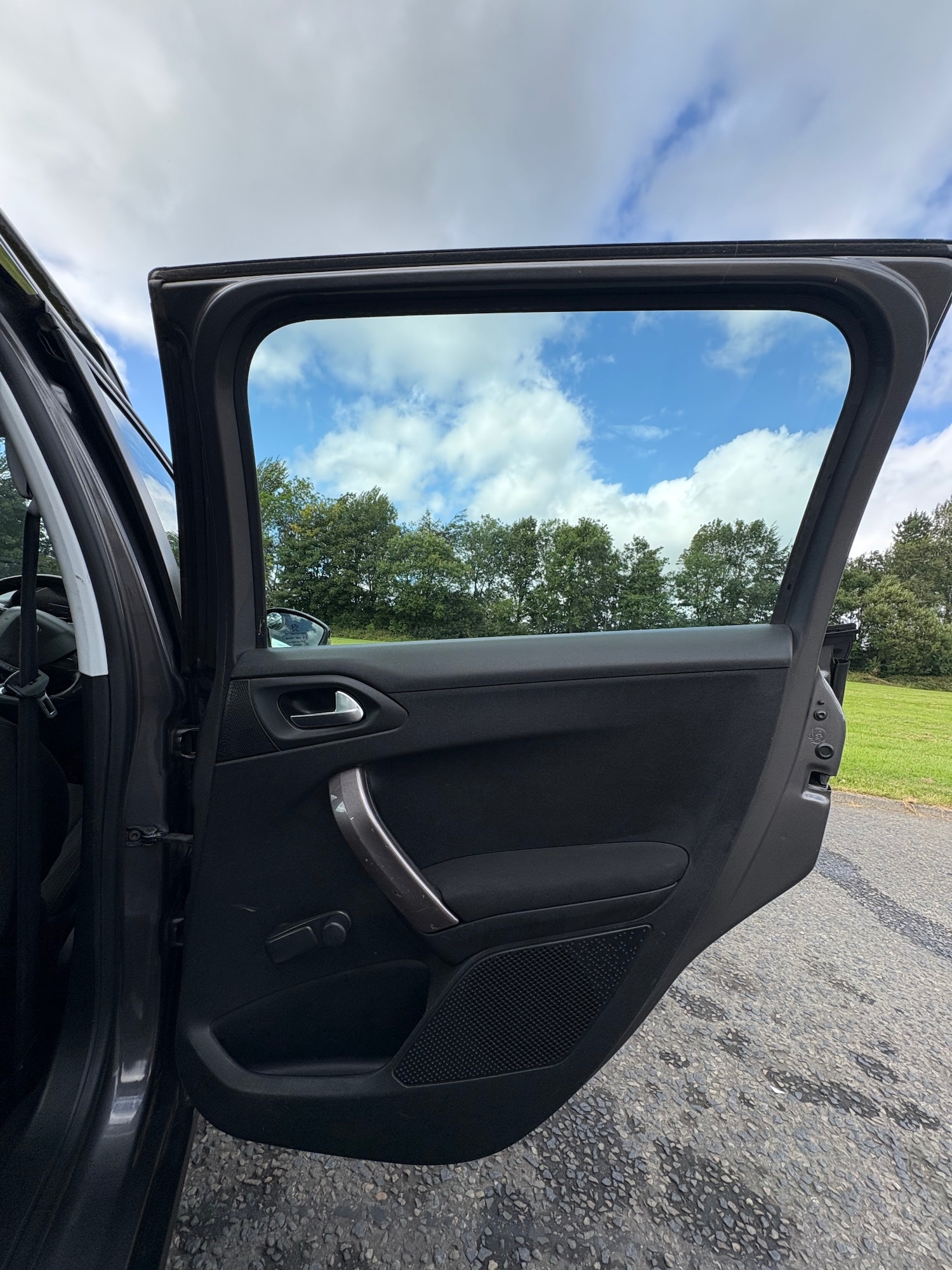 Vehicle 28