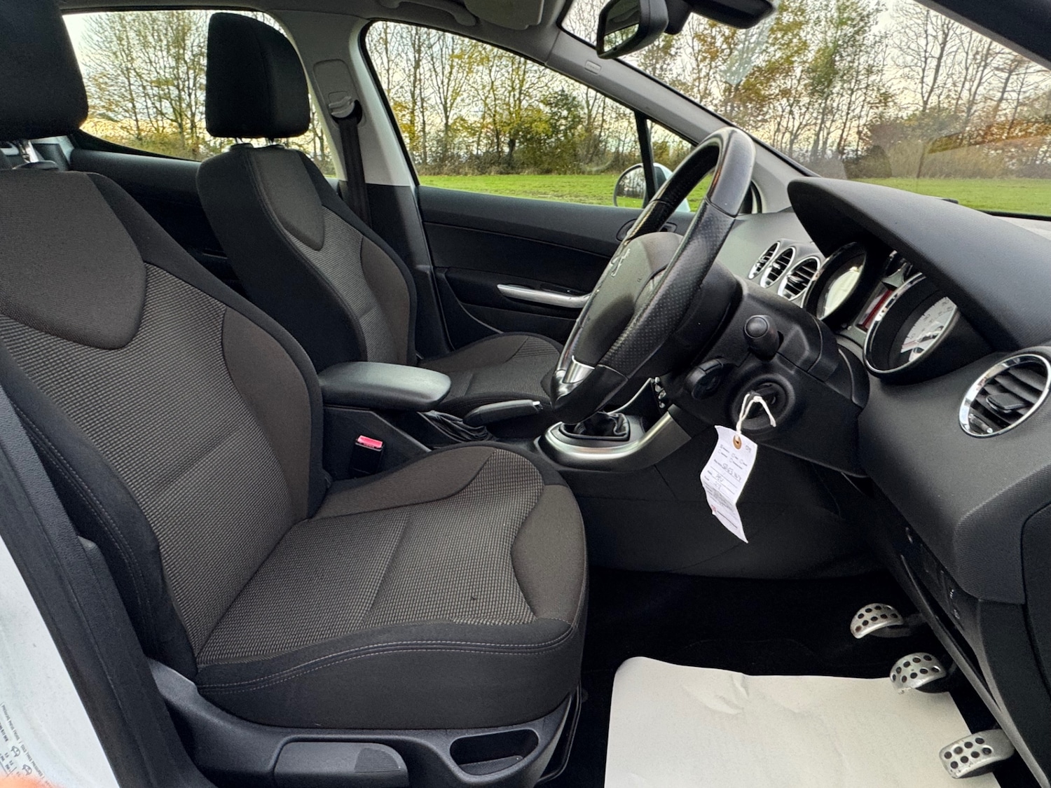 Used Peugeot 308 2013 for sale - 76466128: Photo 12