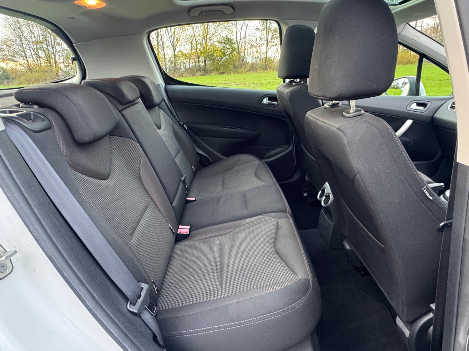 Used Peugeot 308 2013 for sale - 76466128: Photo 14