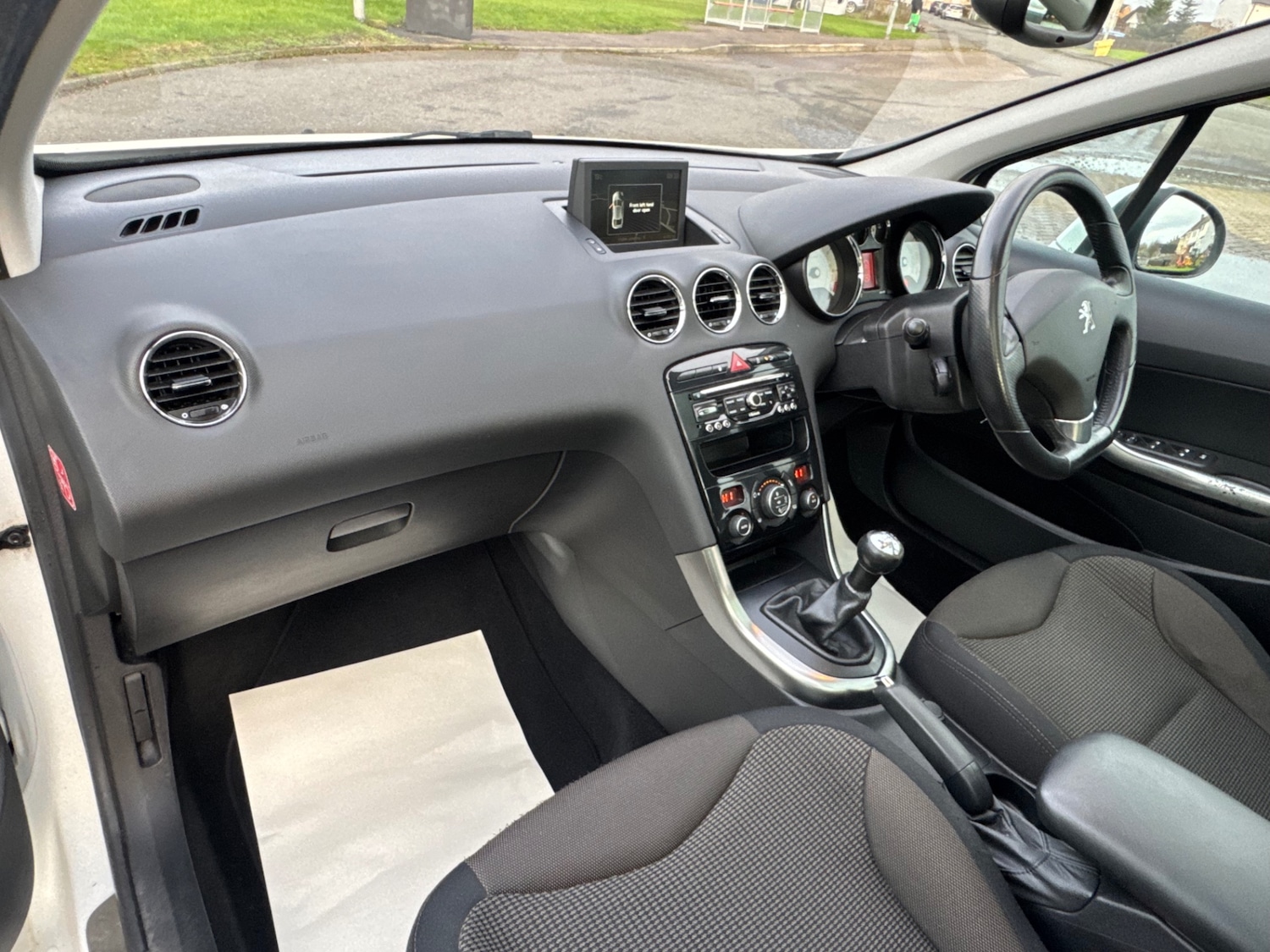 Used Peugeot 308 2013 for sale - 76466128: Photo 20