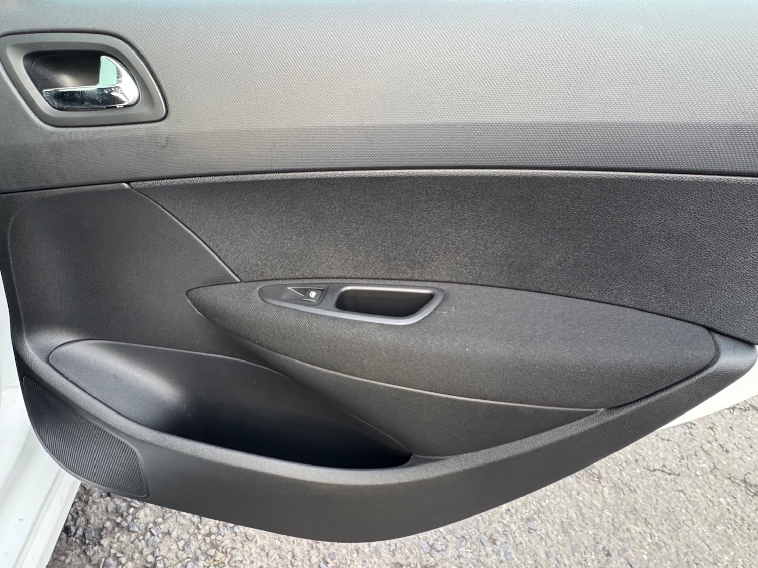 Used Peugeot 308 2013 for sale - 76466128: Photo 26