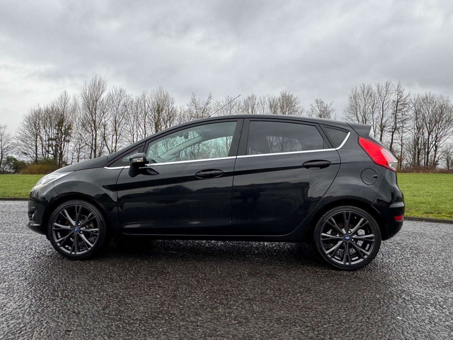 Used Ford Fiesta 2015 for sale - 77283867: Photo 4
