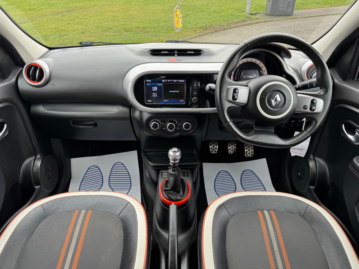 Used Renault Twingo 2017 for sale - 77650304: Photo 11