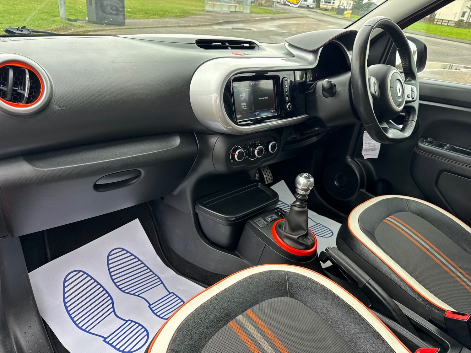 Used Renault Twingo 2017 for sale - 77650304: Photo 13