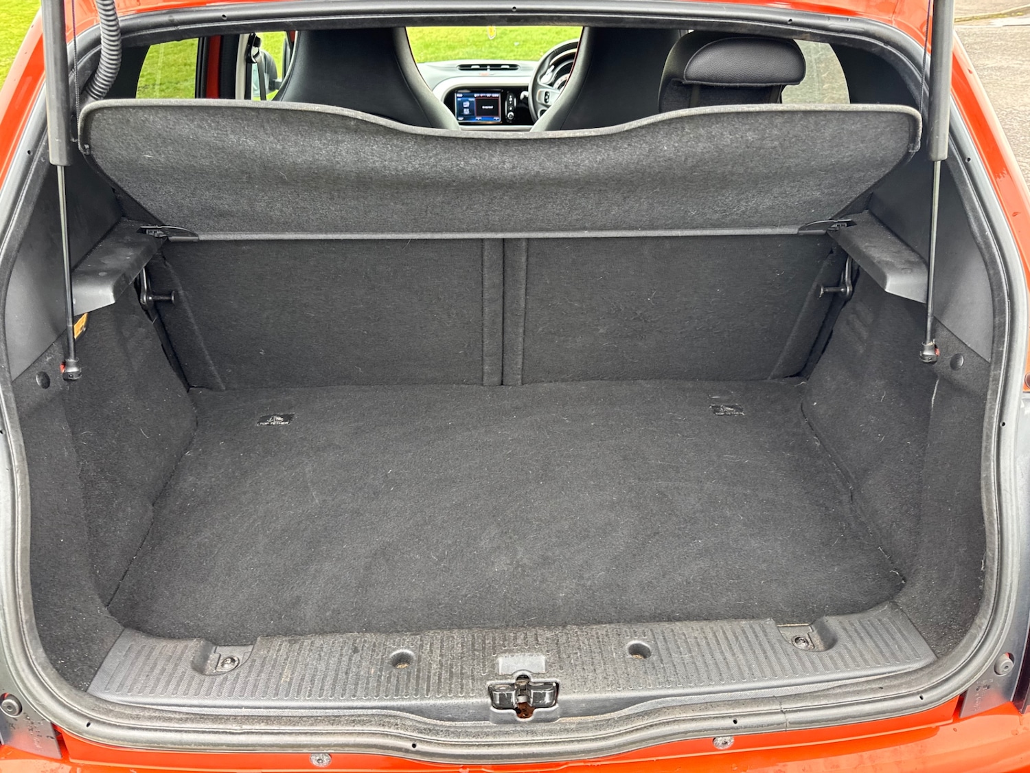 Used Renault Twingo 2017 for sale - 77650304: Photo 22