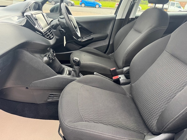 Used Peugeot 208 2018 for sale - 74421998: Photo 13