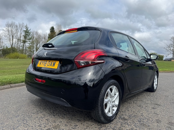 Used Peugeot 208 2018 for sale - 74421998: Photo 1