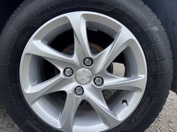 Used Peugeot 208 2018 for sale - 74421998: Photo 21