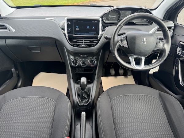 Used Peugeot 208 2018 for sale - 74421998: Photo 6
