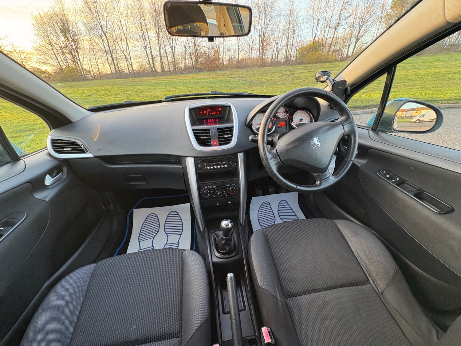 Used Peugeot 207 2012 for sale - 77696867: Photo 23