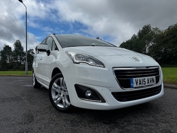 Used Peugeot 5008 2015 for sale - 79320908: Photo