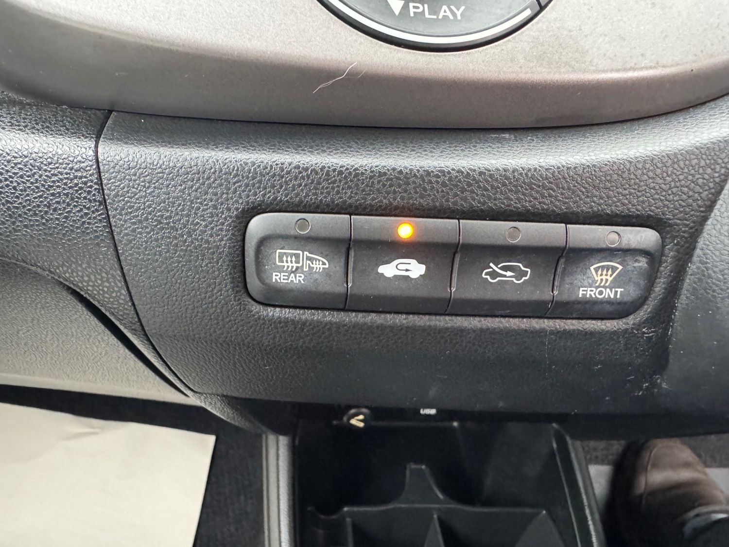Used Honda Jazz 2010 for sale - 76173836: Photo 20