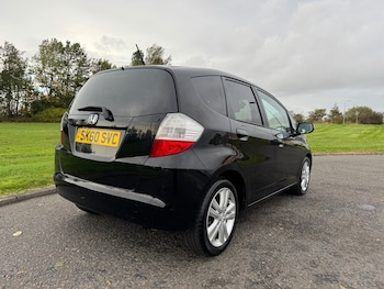 Used Honda Jazz 2010 for sale - 76173836: Photo