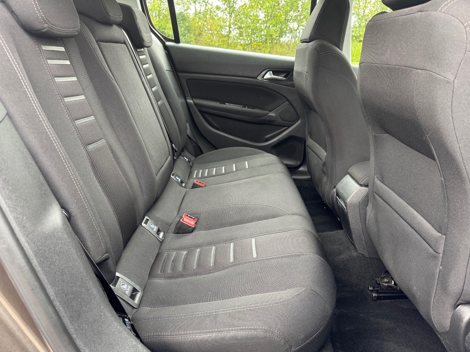 Used Peugeot 308 2014 for sale - 76058013: Photo 12