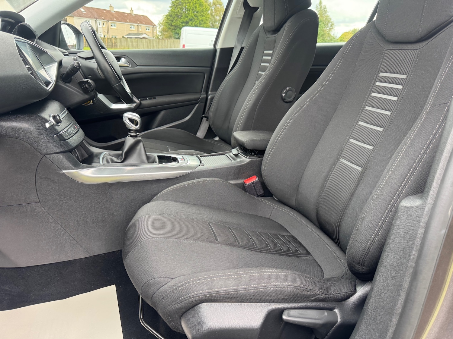 Used Peugeot 308 2014 for sale - 76058013: Photo 16