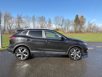 Used Nissan Qashqai 2017 for sale - 77832012: Photo