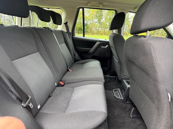 Used Land Rover Freelander 2010 for sale - 76207175: Photo 16
